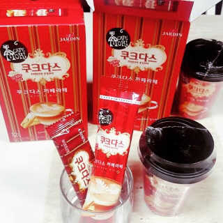 (주)쟈뎅 쟈뎅 까페모리 쿠크다스 까페라떼 — 4점을 준 리뷰어가 2017년 11월 올린 사용 사진