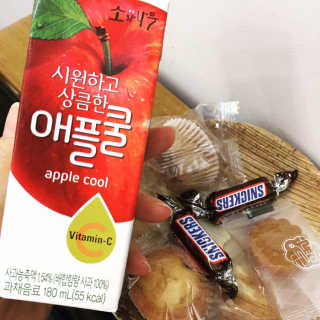 [라비르살롱] 기본케어 + 젤네일 — 5점을 준 리뷰어가 2019년 8월 올린 사용 사진