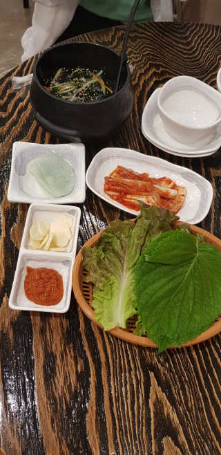 고향원조숯불닭갈비 [고향산천원조숯불닭갈비] 뼈없는 숯불닭갈비 2인세트 — 5점을 준 리뷰어가 2018년 9월 올린 사용 사진