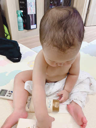 뷰티여우_아토클리닉 [아토클리닉] 아기들이 쓰는 보습, 진정 수딩젤 2개 — 4점을 준 리뷰어가 2019년 7월 올린 사용 사진