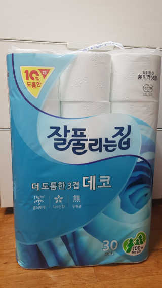 잘풀리는집 더 도톰한 3겹 데코 30롤 — 5점을 준 리뷰어가 2018년 5월 올린 사용 사진