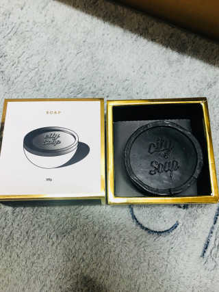 시티라이프 [CITYLIFELAB] 블랙밀크솝 105g 1개입 — 5점을 준 리뷰어가 2018년 1월 올린 사용 사진
