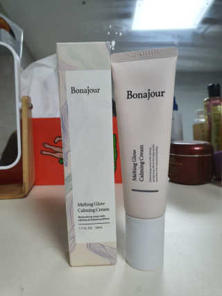 보나쥬르 멜팅 글로우 카밍 크림 50ml — 5점을 준 리뷰어가 2020년 1월 올린 사용 사진