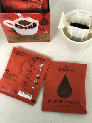 (주)쟈뎅 쟈뎅 핸드 드립커피 3종 — 5점을 준 리뷰어가 2018년 3월 올린 사용 사진