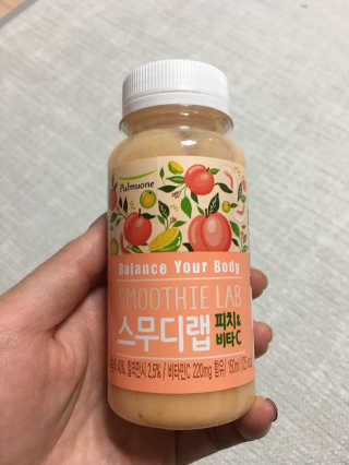풀무원 스무디랩 피치&비타 — 5점을 준 리뷰어가 2017년 11월 올린 사용 사진