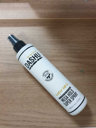 다슈코리아 다슈 포 맨 프리미엄 메가 홀드 슈퍼 스프레이 250ml — 5점을 준 리뷰어가 2019년 2월 올린 사용 사진