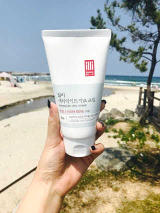 일리윤 세라마이드 아토 집중 크림 — 5점을 준 리뷰어가 2017년 6월 올린 사용 사진