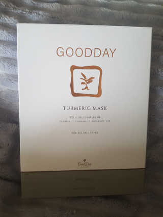 GoodDay Skincare GoodDay 강황 마스크 — 4.5점을 준 리뷰어가 2020년 2월 올린 사용 사진