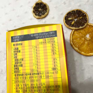 매드비타C 1000 — 5점을 준 리뷰어가 2019년 4월 올린 사용 사진