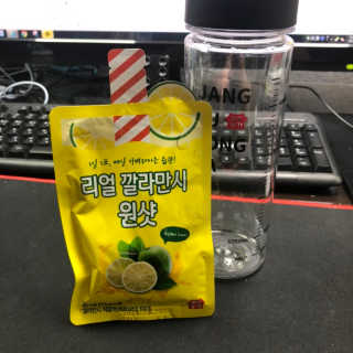장수농가 리얼깔라만시 원샷 50ml 10팩+보틀 — 4.5점을 준 리뷰어가 2019년 5월 올린 사용 사진