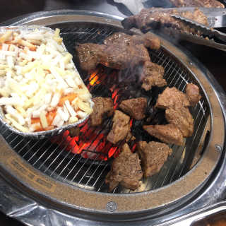[두툼갈비] 두툼갈비 2인분 + 매콤치즈버섯 set — 5점을 준 리뷰어가 2018년 10월 올린 사용 사진
