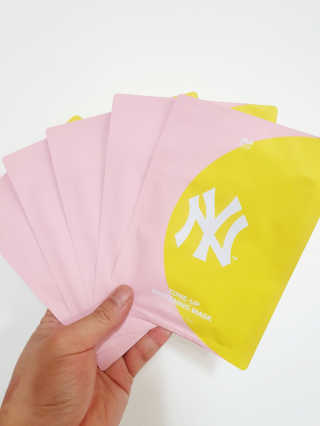 MLB COSMETICS [MLB PLAY] 톤업 화이트닝 마스크 1BOX — 3점을 준 리뷰어가 2019년 9월 올린 사용 사진