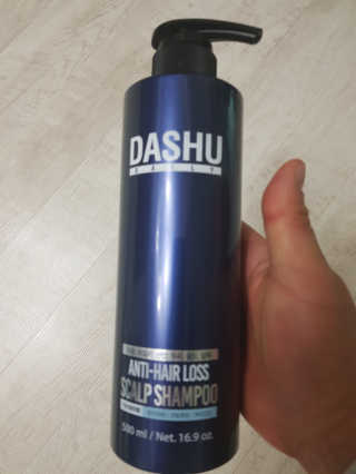 다슈코리아 다슈 데일리 단백질 한방 두피 골드 샴푸 500ml — 5점을 준 리뷰어가 2019년 1월 올린 사용 사진