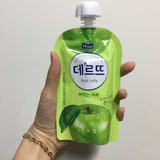 데르뜨 떠먹는 과일 3종, 짜먹는 과일 2종 총 10개 체험 — 5점을 준 리뷰어가 2020년 3월 올린 사용 사진