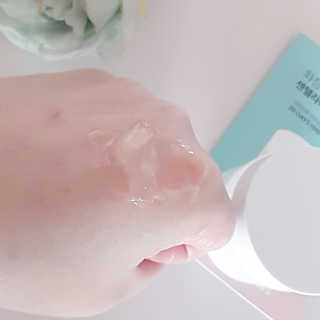 여름엔 이거 없으면 안돼 [버진팜스 푸딩수딩 크림] — 4.67점을 준 리뷰어가 2018년 10월 올린 사용 사진