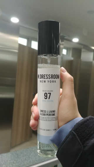 더블유드레스룸 드레스퍼퓸 150ml — 5점을 준 리뷰어가 2018년 12월 올린 사용 사진