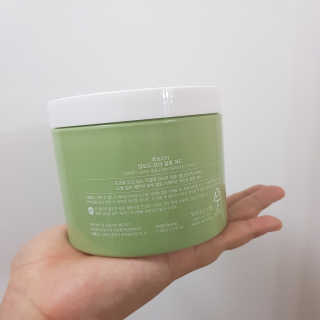 [후르디아] 약산성  모공 필링 패드(70매) — 4점을 준 리뷰어가 2019년 8월 올린 사용 사진