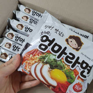 라면 그대로가 제일 맛있는 더엄마라면 — 5점을 준 리뷰어가 2019년 9월 올린 사용 사진