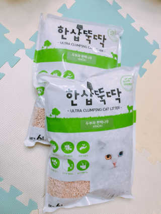 [펫토리아] BEST 고양이두부모래 6L 한삽뚝딱 — 2.5점을 준 리뷰어가 2019년 2월 올린 사용 사진