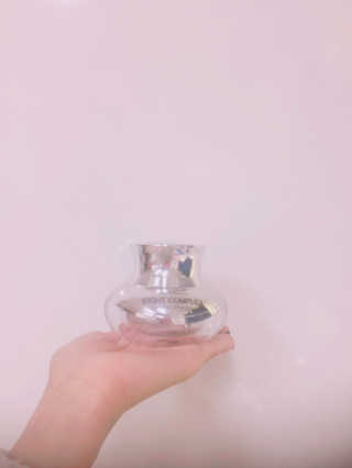 더메이런 에잇콤플렉스 워터드롭 화이트 크림 — 5점을 준 리뷰어가 2017년 3월 올린 사용 사진