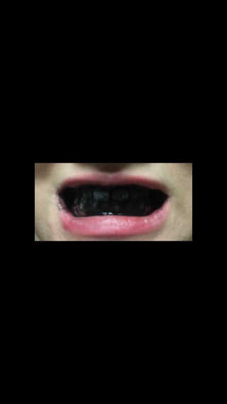 the naked object 디블랙팩치약 디블랙칫솔 세트 — 4점을 준 리뷰어가 2018년 12월 올린 사용 사진