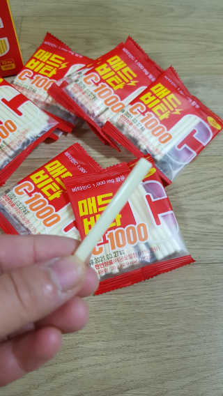 매드비타C 1000 — 5점을 준 리뷰어가 2019년 4월 올린 사용 사진