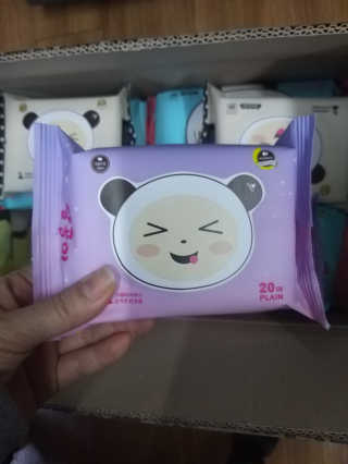 달곰이 물티슈 — 5점을 준 리뷰어가 2019년 3월 올린 사용 사진