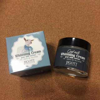 지고트 산양유 화이트닝 크림 70ml — 4.5점을 준 리뷰어가 2019년 5월 올린 사용 사진