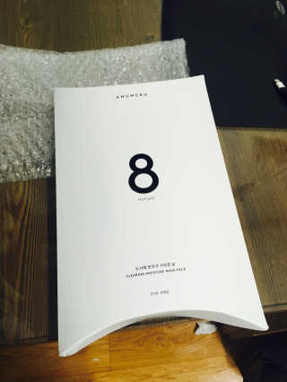 누메로 8 클리어링 모이스처 마스크팩 — 4.5점을 준 리뷰어가 2016년 12월 올린 사용 사진