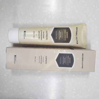 메이메리 쓰리이펙츠 모이스처 톤업크림 50ml — 4.5점을 준 리뷰어가 2019년 12월 올린 사용 사진