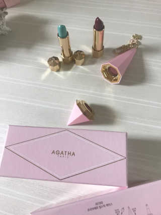아가타 [AGATHA] 프리미에르 립스틱 — 5점을 준 리뷰어가 2018년 5월 올린 사용 사진