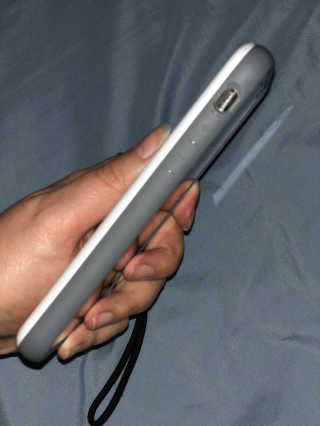 디자인스킨 아이폰 엑스를위한 DesignSkin 슬라이더 케이스 — 5점을 준 리뷰어가 2018년 4월 올린 사용 사진