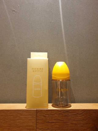 유비맘 PPSU 젖병 노꼭지_200ml_컬러 랜덤 발송 — 4.5점을 준 리뷰어가 2020년 1월 올린 사용 사진