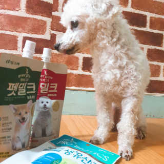 [빙그레] 에버그로 생유산균 1봉（10포입）+펫밀크2팩 — 4.5점을 준 리뷰어가 2019년 5월 올린 사용 사진
