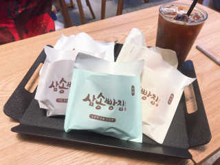 삼송빵집 부천점 [삼송빵집 부천역사점]삼송빵집 특별세트 — 5점을 준 리뷰어가 2019년 7월 올린 사용 사진