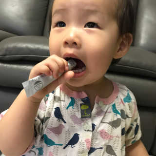 네츄럴굿띵스 퓨어 키즈 프로바이오틱스 60포 — 5점을 준 리뷰어가 2018년 9월 올린 사용 사진