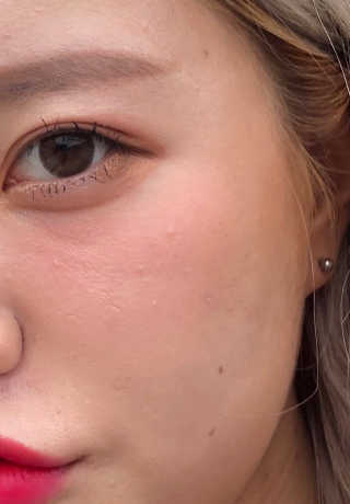 지고트 미네랄 UV 스네일 쿠션 리필포함 — 2.5점을 준 리뷰어가 2019년 8월 올린 사용 사진