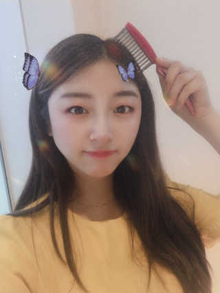 에포테쉬 볼륨 팝 브러시 — 4.5점을 준 리뷰어가 2019년 5월 올린 사용 사진