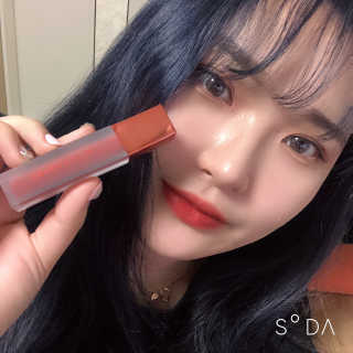 [블랙루즈] 에어 핏 벨벳 틴트3 택1+랜덤1 — 4점을 준 리뷰어가 2019년 3월 올린 사용 사진