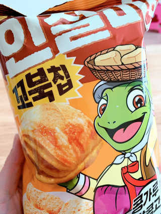 꼬북칩 달콩인절미맛 12봉지 — 4점을 준 리뷰어가 2019년 12월 올린 사용 사진