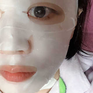 페네그린 모이스처라이징 셀렉트 마스크 콰이트 리치 10매 — 5점을 준 리뷰어가 2020년 3월 올린 사용 사진