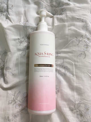 아쿠아큐링 아쿠아S링 퓨어리프레싱 헤어케어 500ml — 4.17점을 준 리뷰어가 2018년 8월 올린 사용 사진
