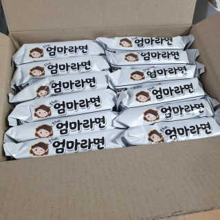 라면 그대로가 제일 맛있는 더엄마라면 — 5점을 준 리뷰어가 2019년 6월 올린 사용 사진