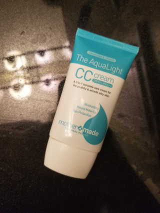 마더메이드 더 아쿠아라이트 CC크림 SPF50+ PA+++ — 5점을 준 리뷰어가 2019년 6월 올린 사용 사진