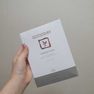 GoodDay Skincare GoodDay 강황 마스크 — 5점을 준 리뷰어가 2020년 2월 올린 사용 사진