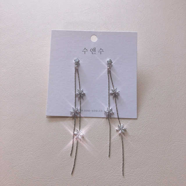 수앤수 달콤반하나 꽃잎롱귀걸이 리뷰 사진