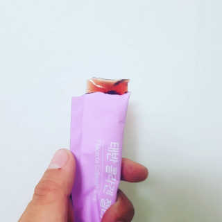 네츄럴굿띵스 태반 콜라겐 젤리 15포 — 5점을 준 리뷰어가 2018년 9월 올린 사용 사진