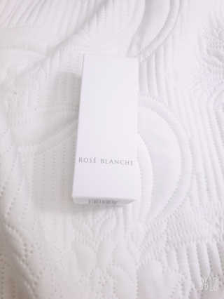 ROSE BLANCHE 로제블랑쉐 인텐시브 수딩 세럼 — 5점을 준 리뷰어가 2019년 7월 올린 사용 사진