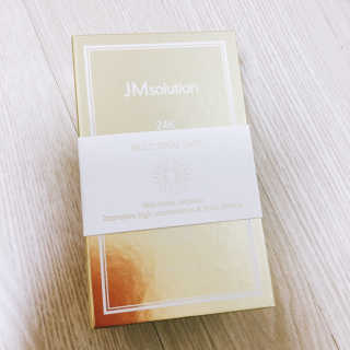 JM솔루션 24K 골드 프리미엄 알 이펙트 앰플 스페셜 — 4.5점을 준 리뷰어가 2018년 12월 올린 사용 사진
