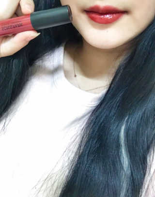 손앤박(SON&PARK) 손앤박 립크레용 15 메이플밤 — 4.33점을 준 리뷰어가 2017년 11월 올린 사용 사진